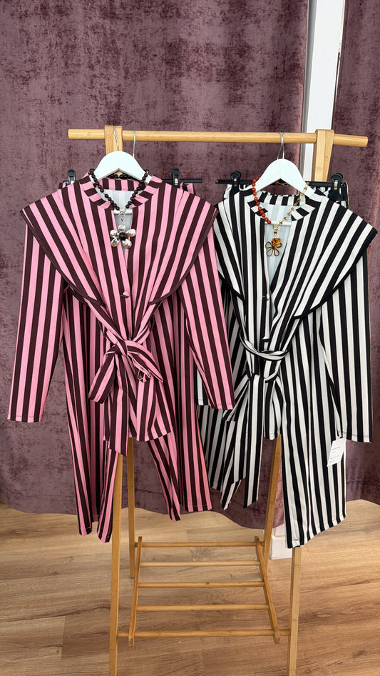 TRAJE SUR