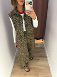 Cargar la imagen en la vista de la galería, CHALECO LEOPARDO
