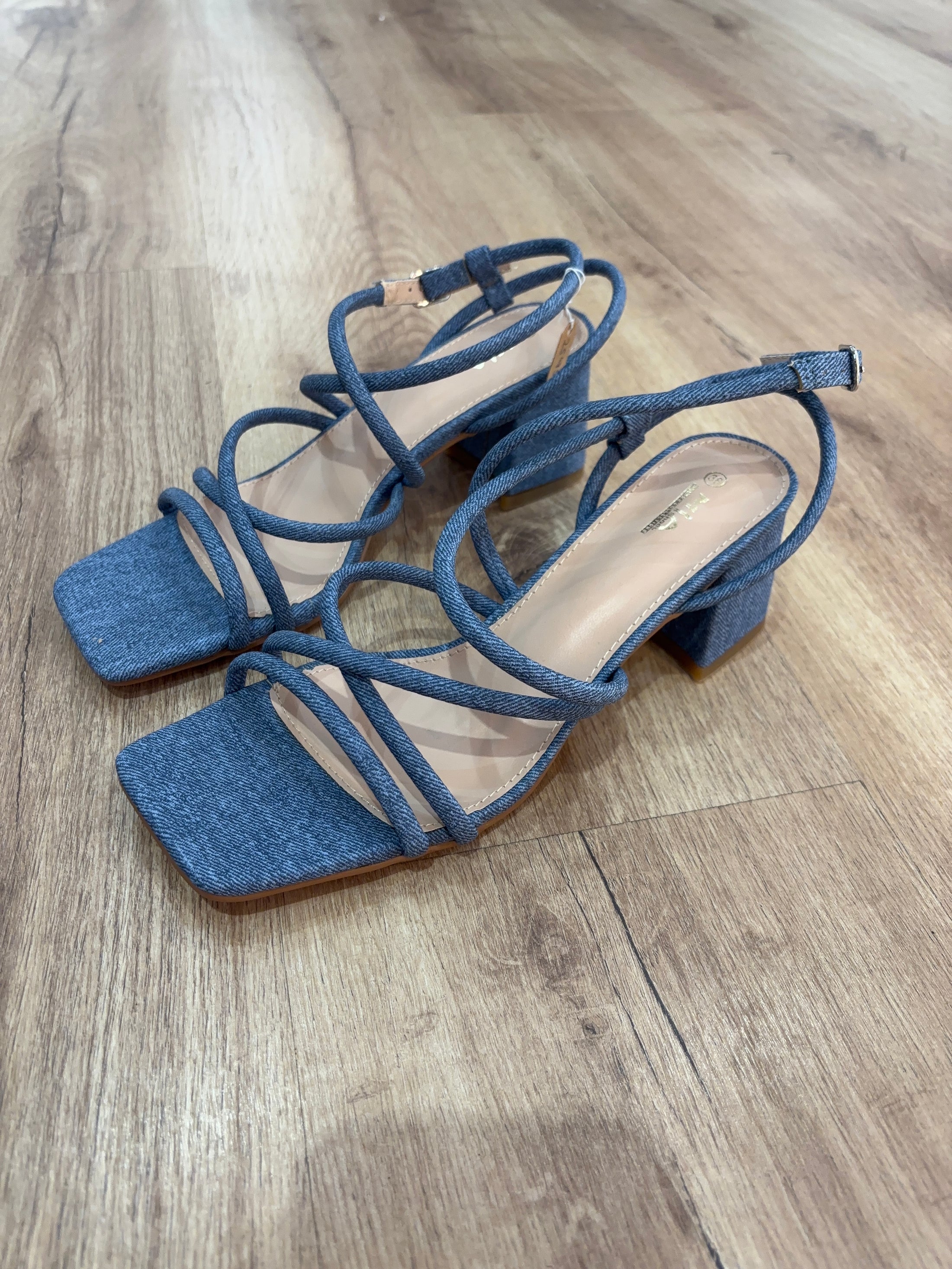 SANDALIAS ADRI