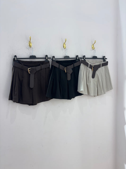 SHORT MARÍA