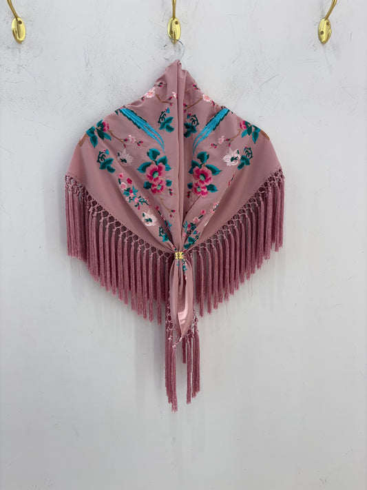 MANTÓN GRACIA