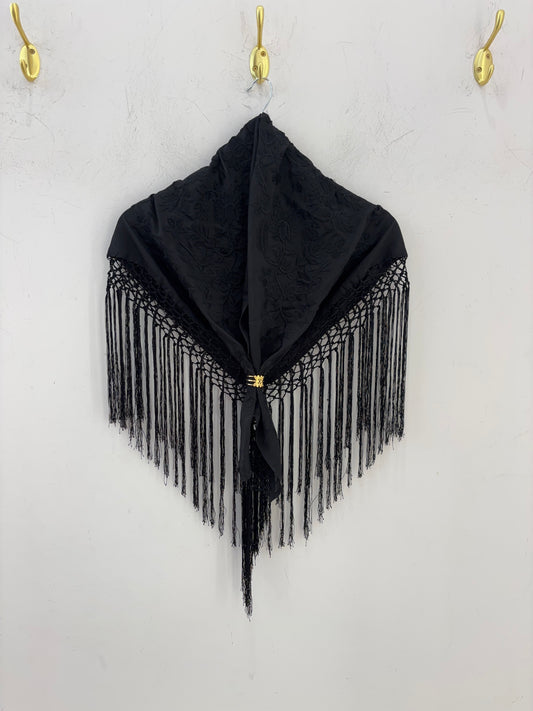 MANTÓN NEGRO