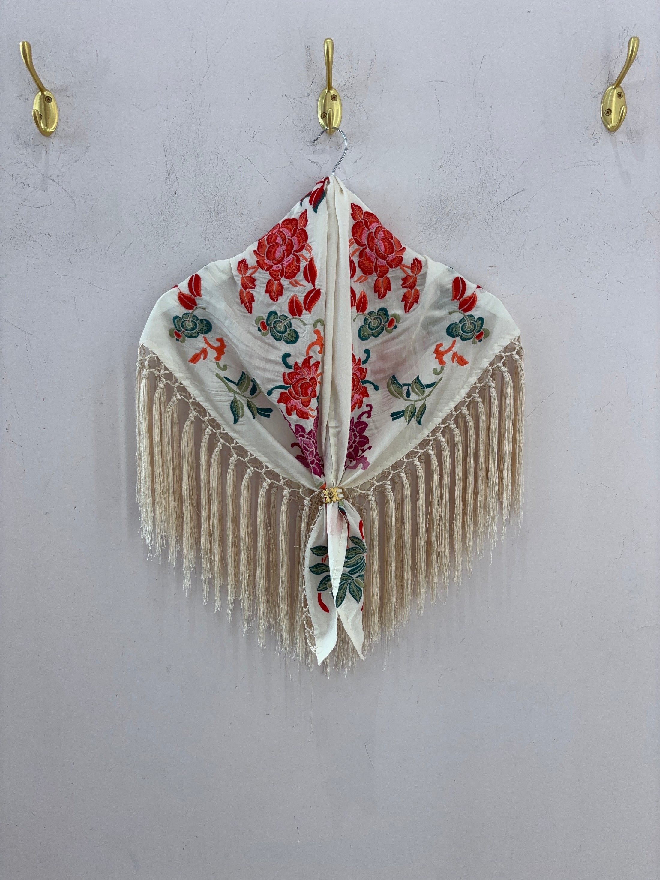 MANTÓN LUCIANA
