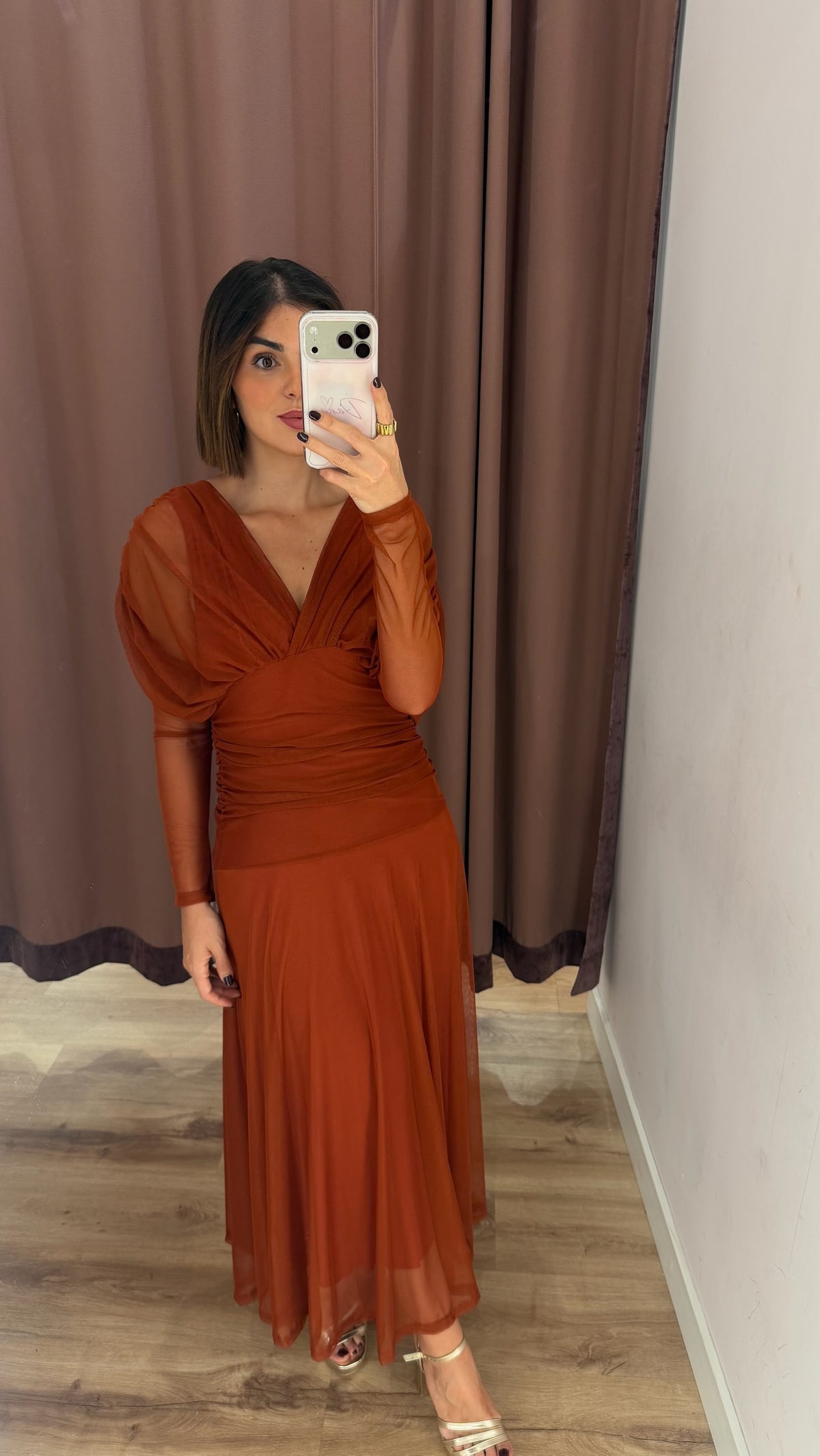 VESTIDO SARAY