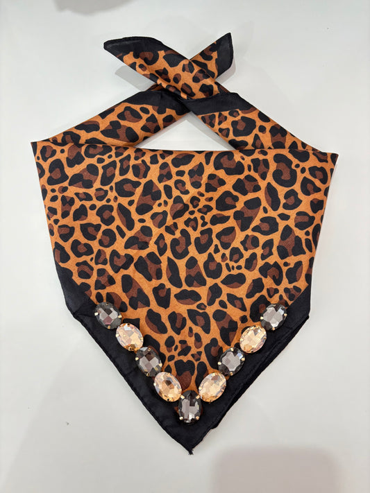 Pañuelo leopardo joya