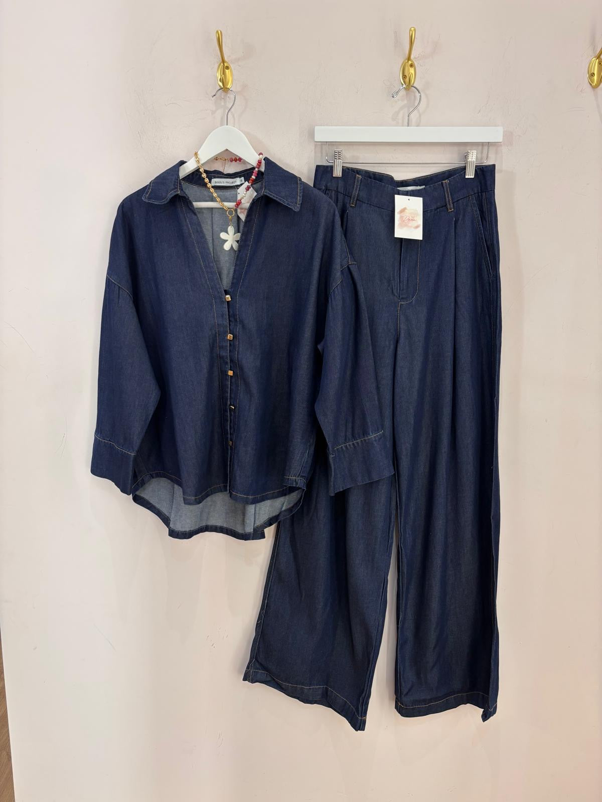 CONJUNTO MONICA